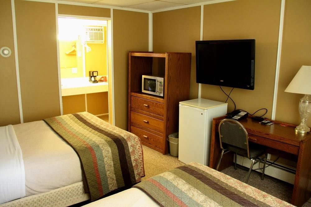 Lakeshor Motor Inn Virginia Exterior photo